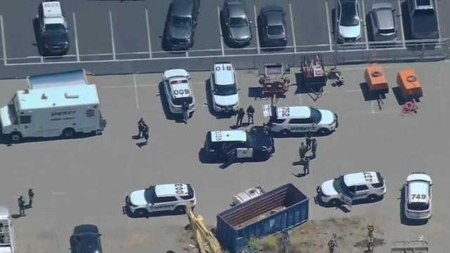 cbsn-fusion-at-least-8-killed-suspect-dead-in-california-rail-yard-shooting-thumbnail-723996-640x360.jpg 