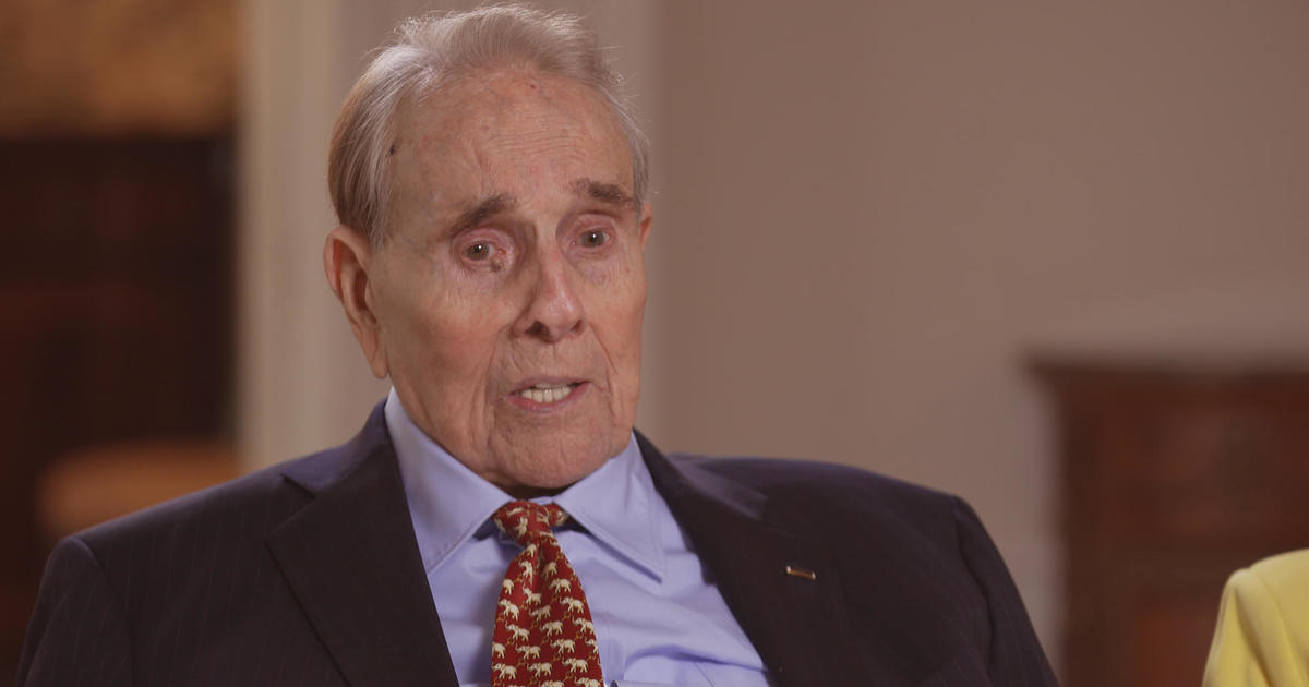 Bob Dole Says He's "doing Very Well" In His Battle With Stage 4 Lung ...