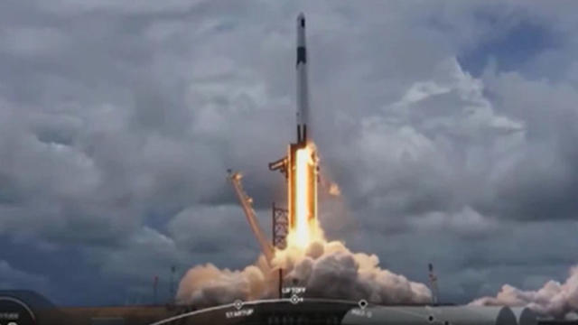 SpaceX-Launch.jpg 