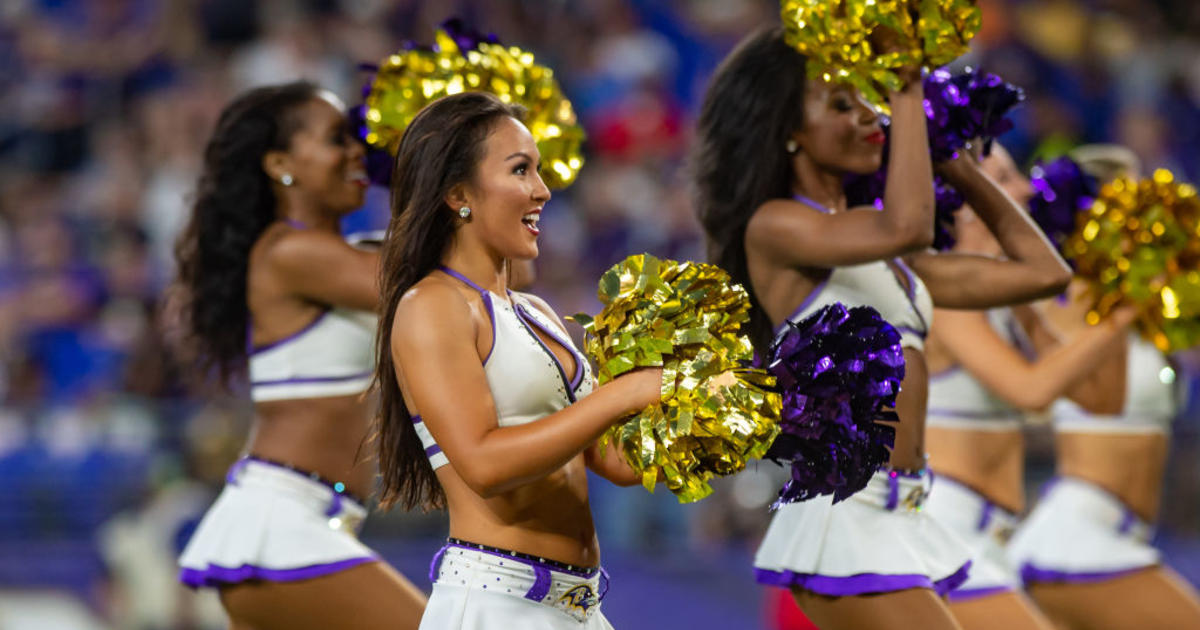 Ravens cheerleaders in photos