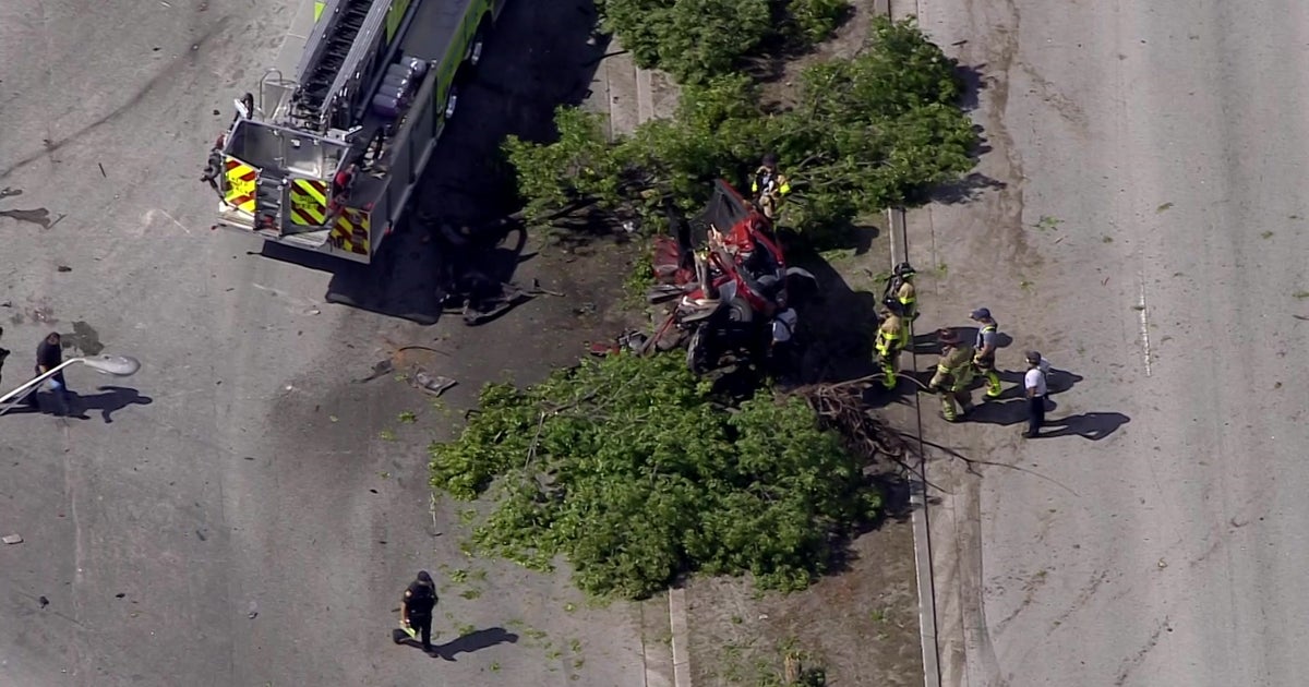 1 Dead, 5 Hurt In OpaLocka Crash CBS Miami