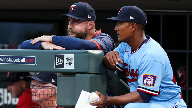 Randy Dobnak yields four homers vs. Yankees