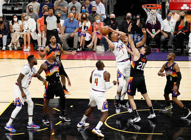 Denver Nuggets v Phoenix Suns - Game Two 