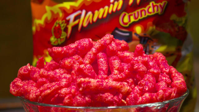 🇧🇷Cheetos Flamin' Hot no Brasil! – @ExperimentaIsso