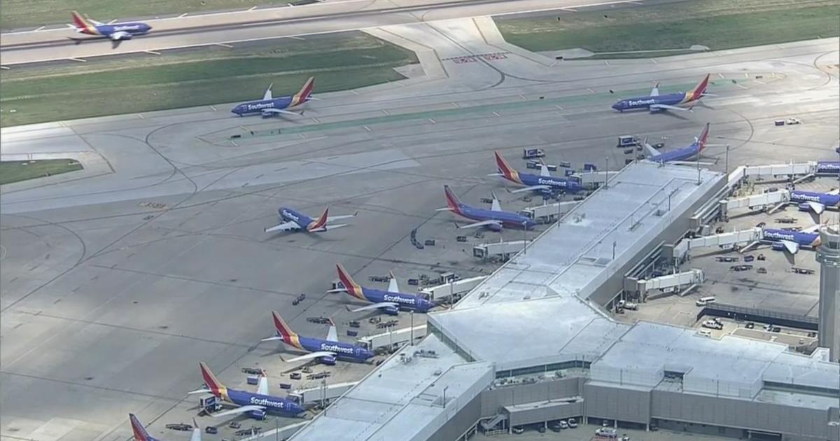 Airline Worker Fatally Shot At El Paso Airport Parking Lot - CBS DFW