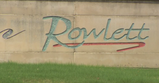 Rowlett residents urged to stop using water after additional sewer main collapse 