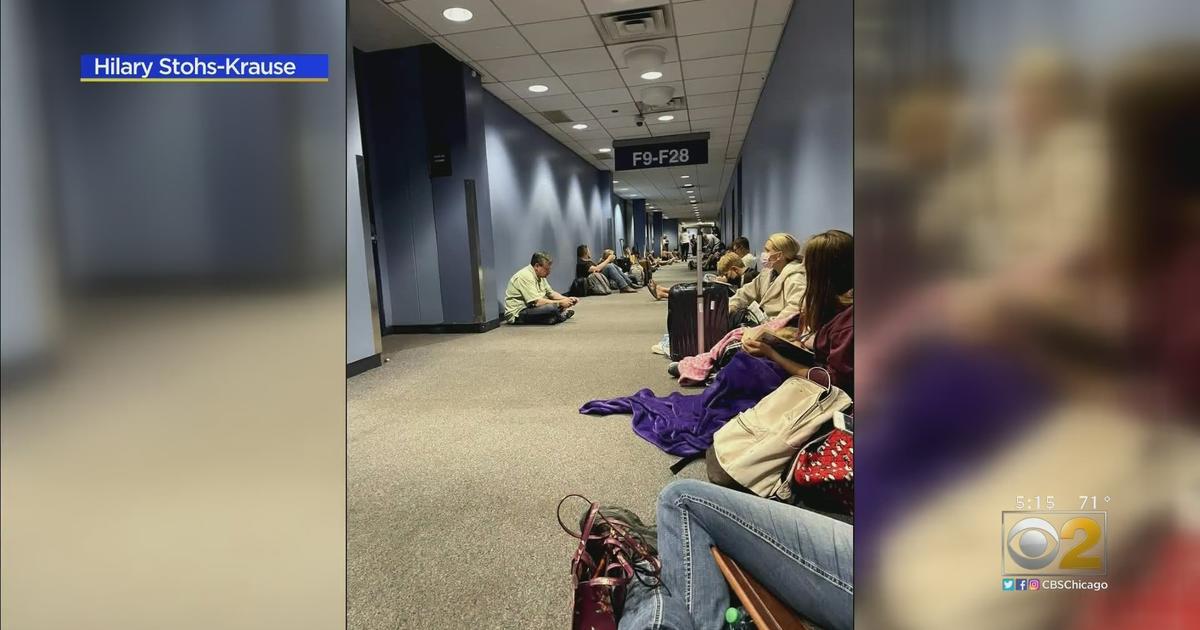 O'Hare Passengers Sent To Airport Tornado Shelter During Severe Storms ...