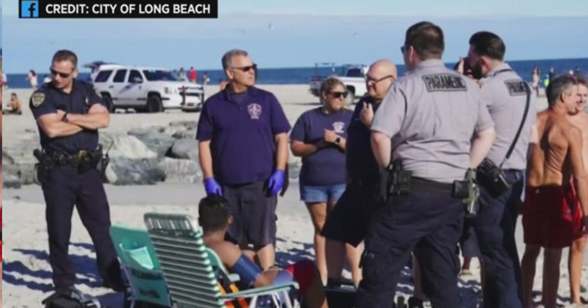 Retired doctor becomes Atlantic City's oldest-ever rookie lifeguard – NBC10  Philadelphia