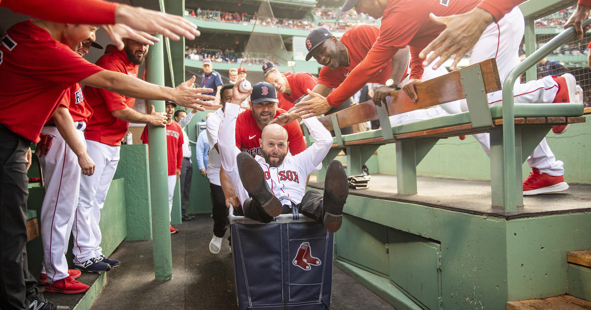 Red Sox honor Dustin Pedroia with pregame ceremony at Fenway Park (Photos)