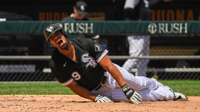 José Abreu hit on knee by fastball