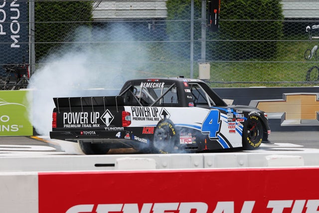 AUTO: JUN 26 NASCAR Camping World Truck Series - CRC Brakleen 150 