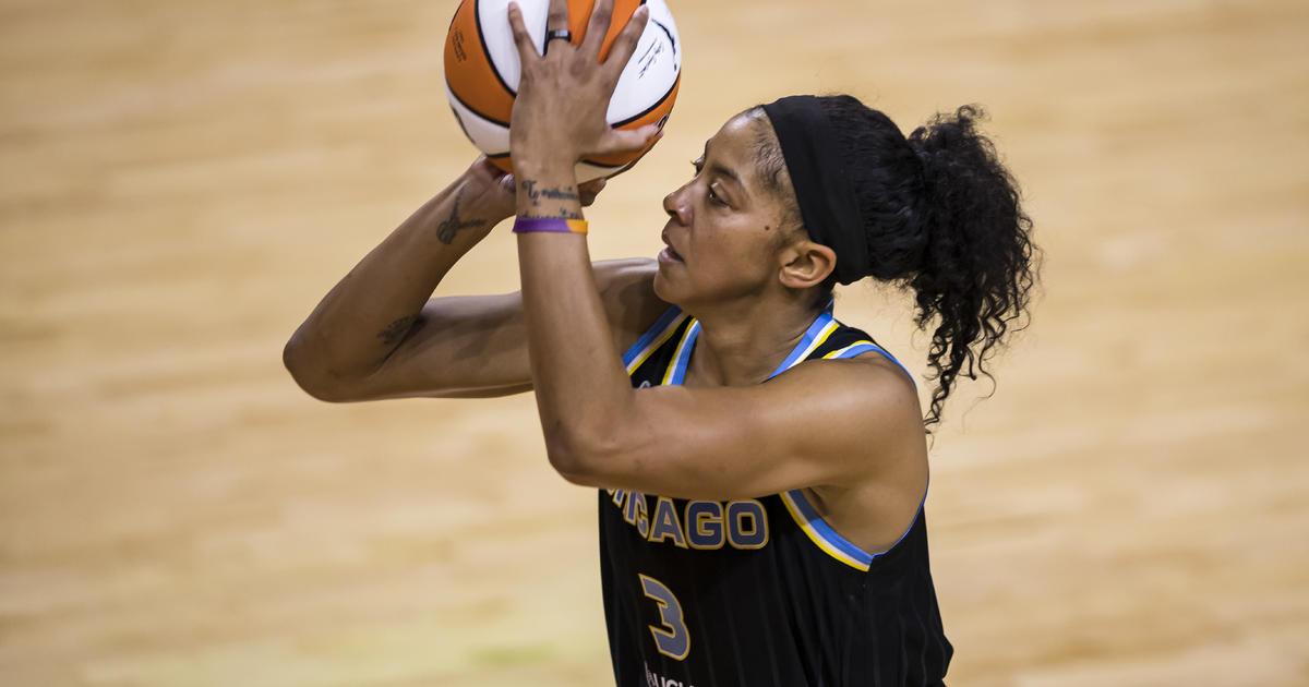 Sparks knock off defending champion Sky 98-91 in WNBA opener