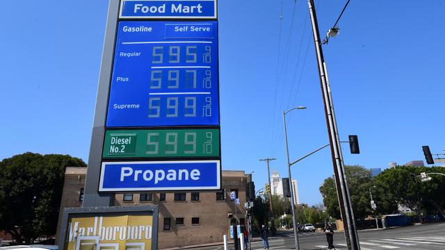 gas-prices-california.jpg 