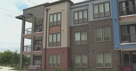 It's Not Just Home Prices; Rent In DFW Is Also Going Up CBS Texas