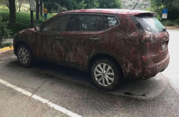car-muddy 