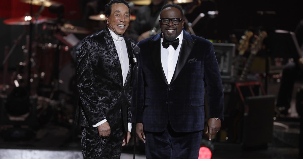 Cedric The Entertainer To Host The 73rd Emmy Awards Live On Cbs An Enormous Honor Cbs Boston 