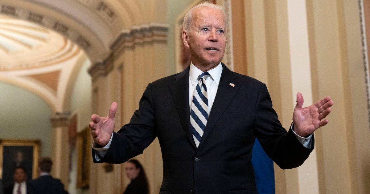 Biden Unveils Federal Worker Vaccine Requirement As He Adopts Tougher ...