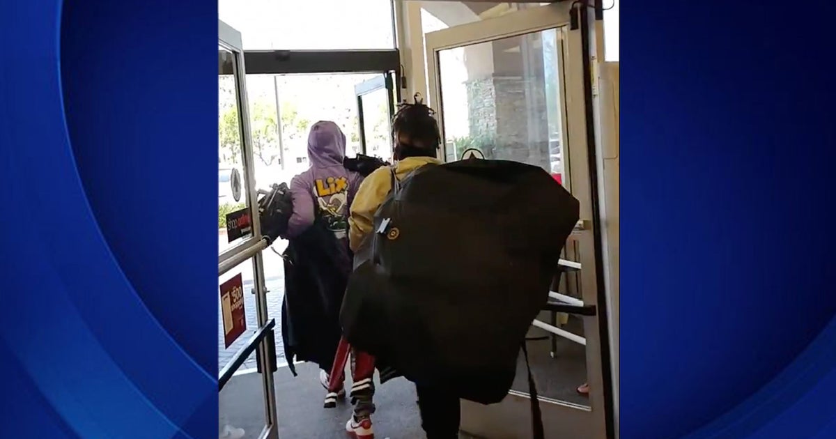 2 Men Caught On Camera In Brazen Daylight Theft From Granada Hills TJ ...