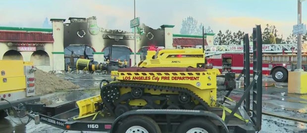 Greater-Alarm Fire Engulfs Vacant Supermarket Building In Sun Valley 