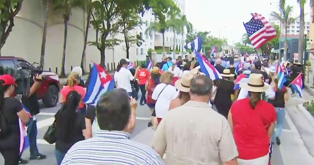 Demonstrators March On Calle Ocho For A Free Cuba CBS Miami