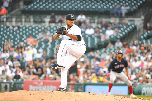 Miguel Cabrera hits No. 498 as Detroit Tigers beat Boston Red Sox