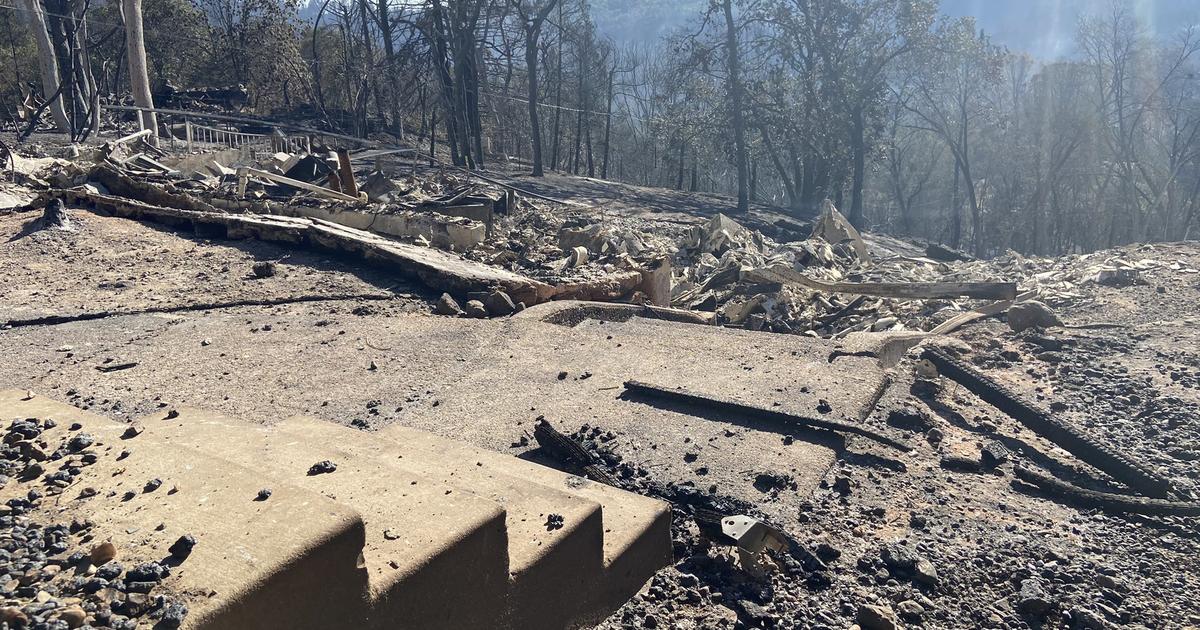 Firefighters Gain Full Containment Of Destructive River Fire Cbs Sacramento