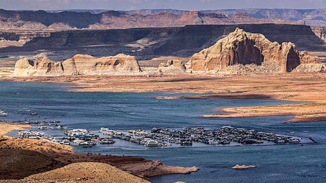 lake-powell_lowater.jpg 