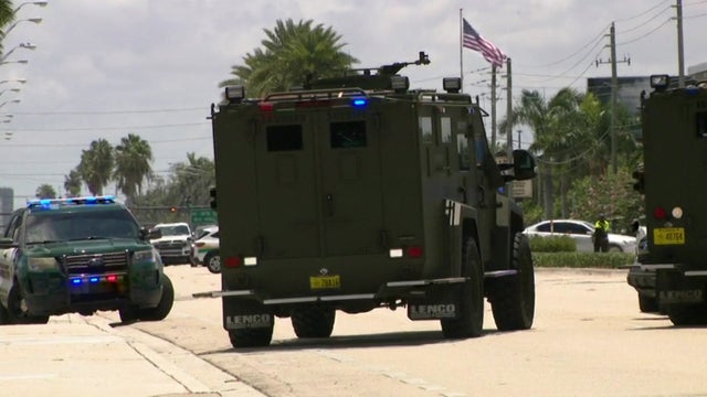 FEDERAL-HIWAY-SWAT-STANDOFF.jpg 