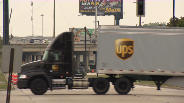 UPS-Truck.png 