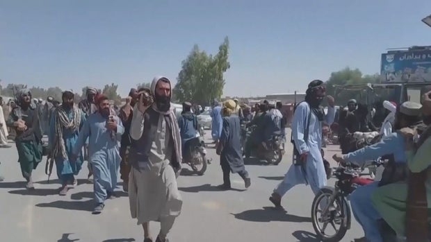 AFGHAN REFUGEES 10 PKG_frame_686 