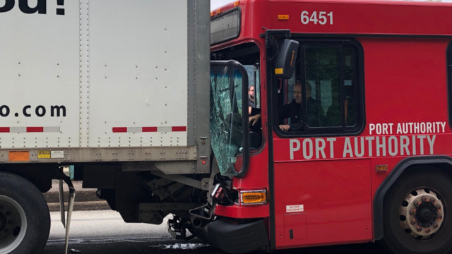 port-authority-bus-crash.png 