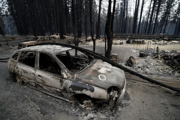 California's Caldor Fire continue 