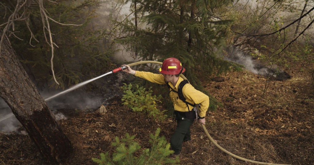 Caldor Fire 'Knocking On The Door' To Lake Tahoe Basin - CBS Sacramento