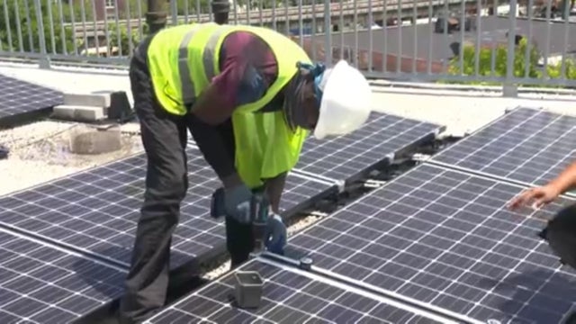 solarpaneljobs.jpg 
