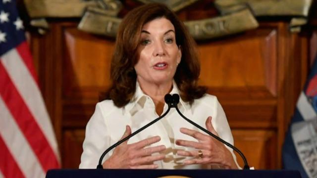 cbsn-fusion-new-york-governor-kathy-hochul-takes-office-amid-tense-debate-over-masking-and-vaccines-thumbnail-778537-640x360.jpg 