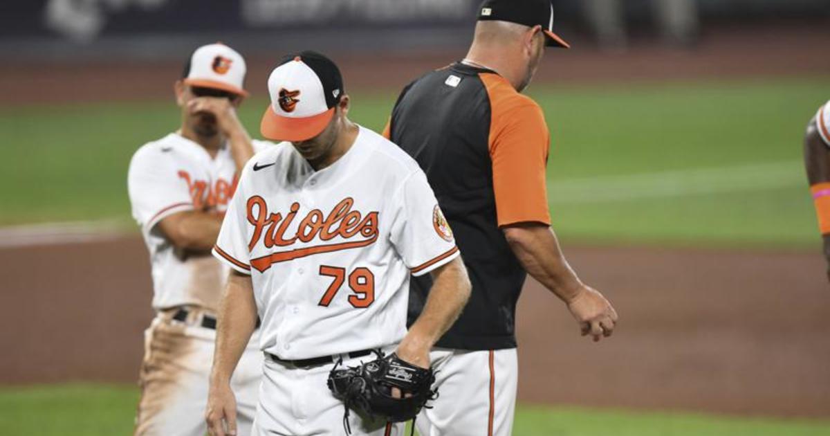 Dylan Bundy, Mike Trout lead Angels over Rangers