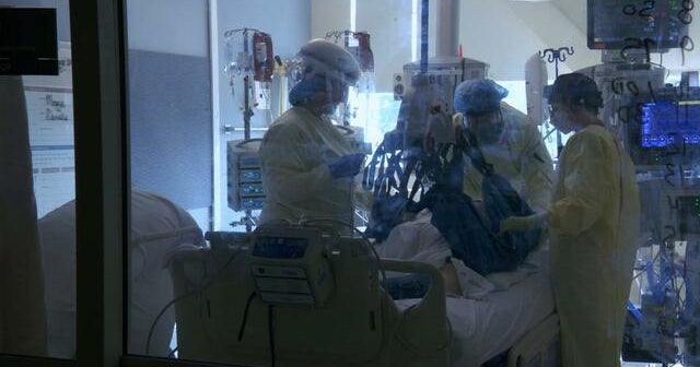 Inside an Oregon ICU overwhelmed with COVID cases CBS News
