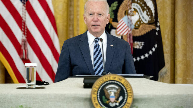 cbsn-fusion-president-biden-calls-on-private-sector-to-help-boost-us-cybersecurity-thumbnail-780215-640x360.jpg 