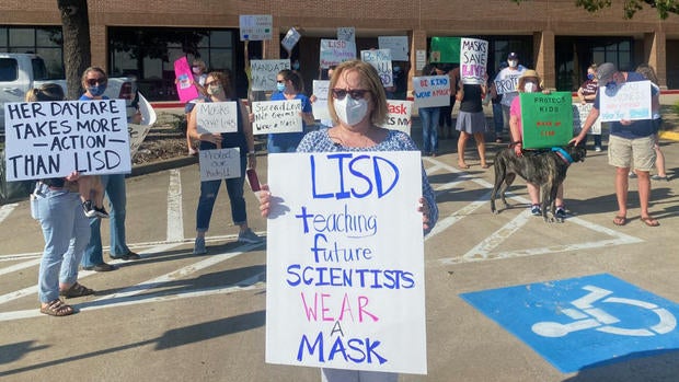 Lewisville ISD parents who want mask mandate 