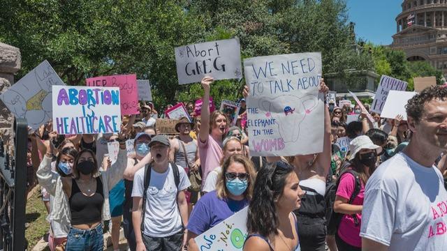 cbsn-fusion-abortion-ban-goes-into-effect-in-texas-outlawing-almost-all-procedures-thumbnail-783944-640x360.jpg 