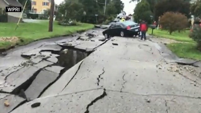 PORTSMOUTH-RI-ROAD-WASHED-OUT.jpg 