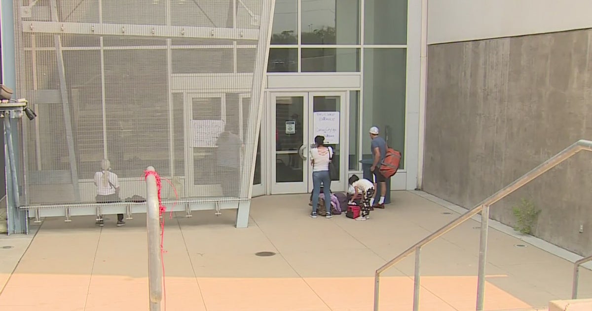 Caldor Fire Evacuees Seek Shelter In Nevada As Red Cross Opens Site at ...