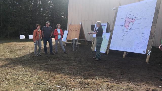 Walz-Smith-Klobuchar-at-Greenwood-fire.jpg 