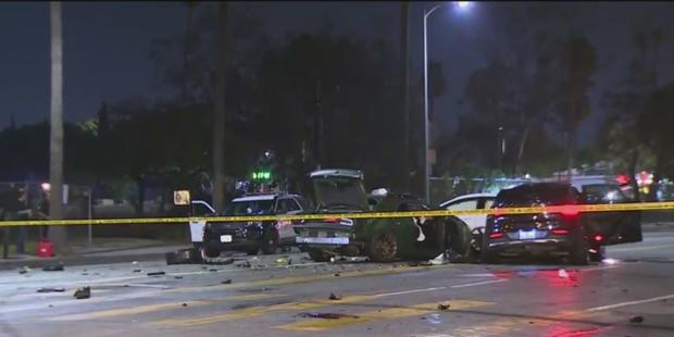 Hollywood Police Pursuit Ends In Wreck 