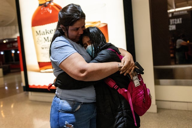Unaccompanied Minor From Honduras Joins Extended Family In Indiana After 8 Weeks in US Govt Custody 