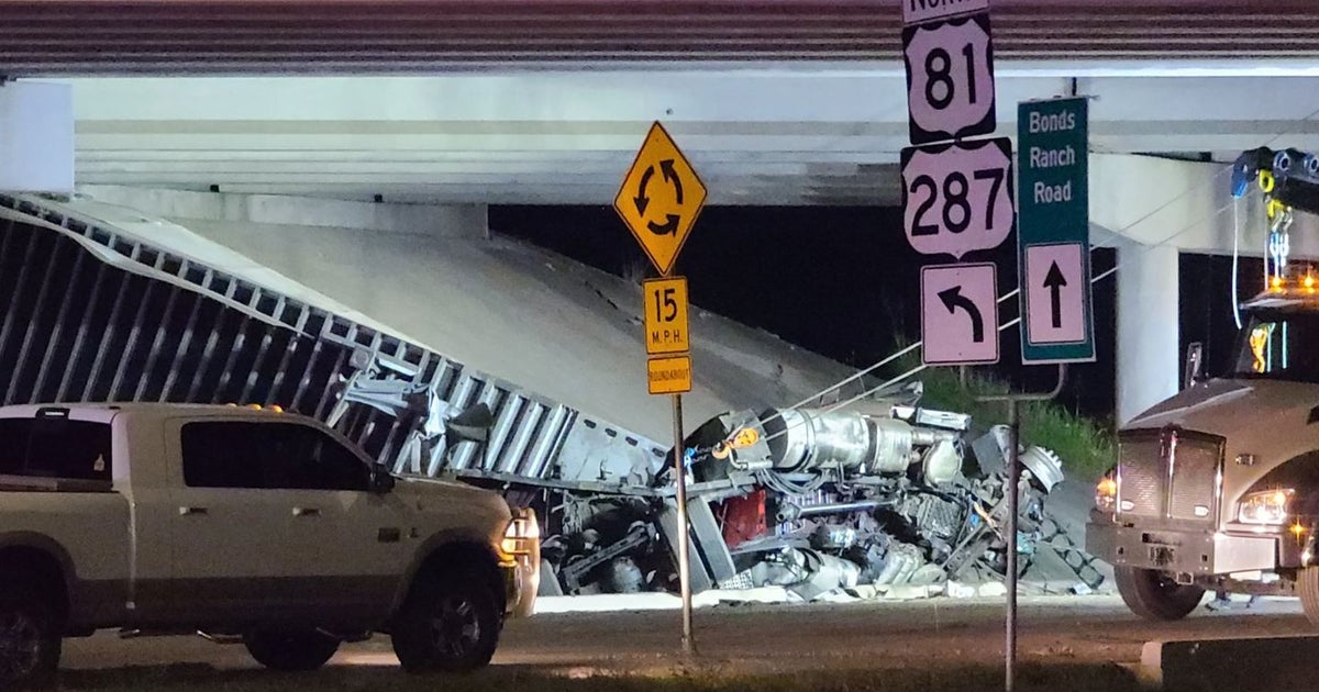 Semi TractorTrailer Falls Off Highway 287 Overpass In Fort Worth CBS