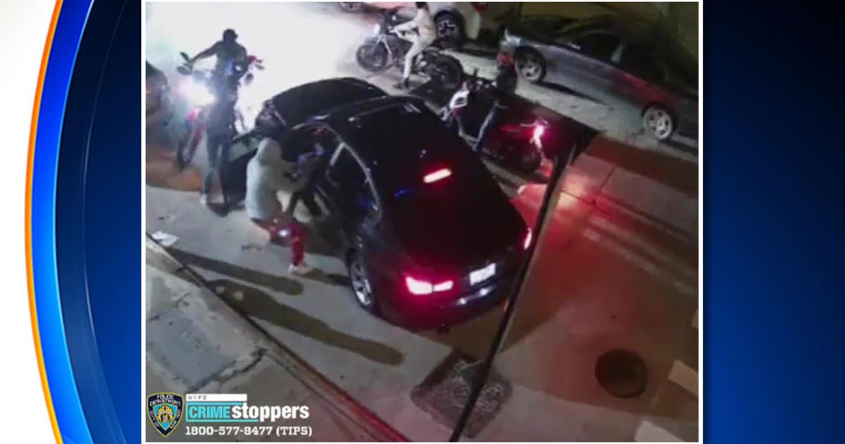 Caught On Video: Driver Pulled From His Car, Punched By Group Of ...