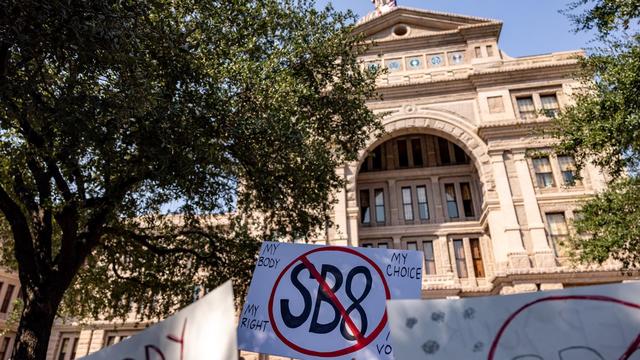 Austin-SB8-protest-abortion.jpg 