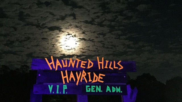 haunted-hills-hayride.jpg 