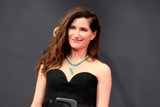 Kathryn-Hahn-Emmys.jpeg 